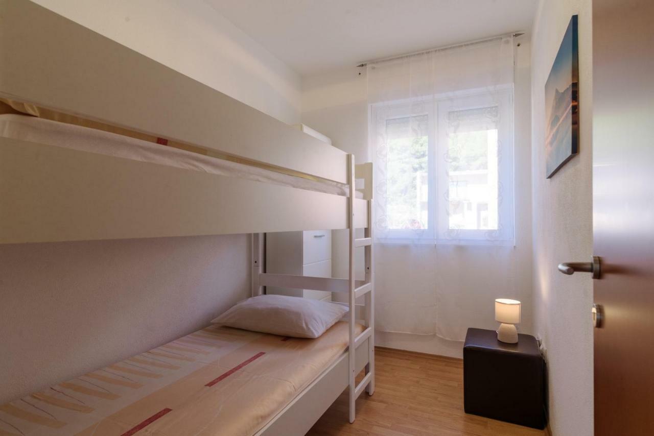 Apartman Niko Appartement Kaštela Buitenkant foto